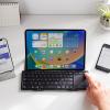 折りたたみ式Bluetoothキーボード タッチパッド搭載 スタンド機能つき iPhone iPad用